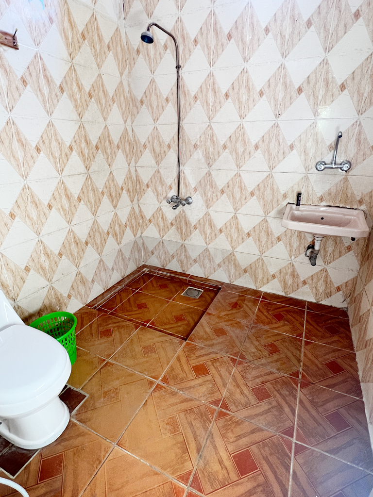 Hot showers available